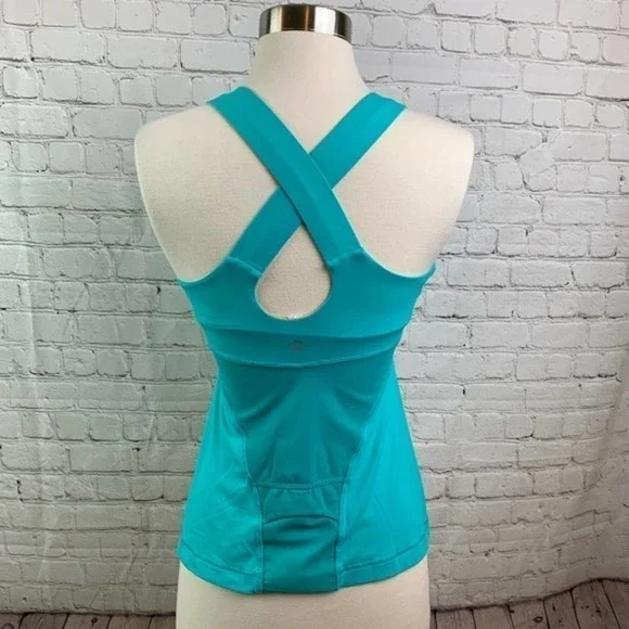 Lululemon Blue Fitted Workout Tank Built-in Bra Size 4 - Picture 3 of 8